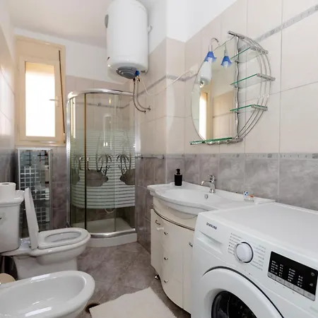 Imperial Visar Apartment Iriish Vlore Exterior photo