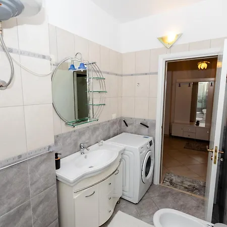 Imperial Visar Apartment Iriish Vlore Exterior photo